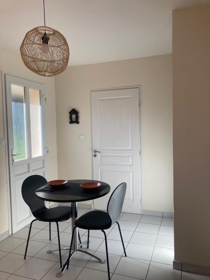 Chambre Is Is-sur-Tille Eksteriør billede